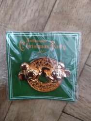 108183 - Disney Ambassador Hotel - Gold Mickey and Minnie Wreath - Tokyo Disneyland Resort