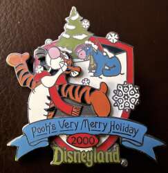 108234 - Pooh's Very Merry Holiday - Tigger and Eeyore - Disneyland Resort