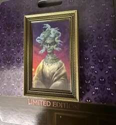 108325 - Haunted Mansion Parlor - Lenticular Portraits - The Siren - Walt Disney Imagineering alternate image
