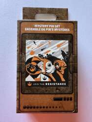 108526 - Join the Resistance Mystery Pin Set - X-wing Pilot alternate image