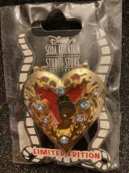 108657 - Tinker Bell and Friends Heart Locket - Iridessa - Disney Studio Store Hollywood / Soda Fountain alternate image