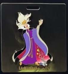 108751 - Disney Villains (2025) - Peddler’s Disguise Spell - Walt Disney Imagineering alternate image