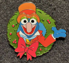 108767 - The Muppet Christmas Carol 24-Day Advent Calendar - Gonzo as Charles Dickens - Disney Store US