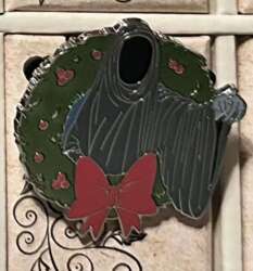 108780 - The Muppet Christmas Carol 24-Day Advent Calendar - The Ghost of Christmas Yet-to-Come - Disney Store US alternate image