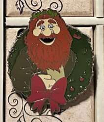 108785 - The Muppet Christmas Carol 24-Day Advent Calendar - The Ghost of Christmas Present - Disney Store US alternate image