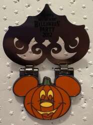 Hinged Boo to You Mickey Pumpkin