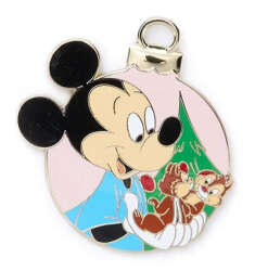 Mickey holding Chip and Dale