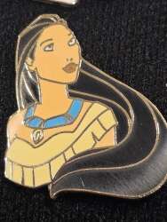 109435 - Disney Lanyard - Pocahontas looking over shoulder - Walt Disney World