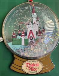 109979 - Christmas 2025 - Christmas Ornament and Pin - Walt Disney World alternate image