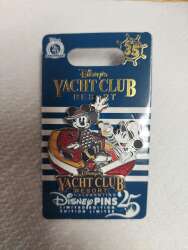 110027 - Disney's Yacht Club Resort - Mickey & Minnie 35th Yacht Club Anniversary - Walt Disney World alternate image