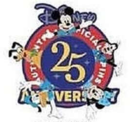 110313 - Celebrating 25 Years of Disney Pin Trading - 25th Anniversary of Pin Trading Spinner alternate image