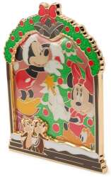 110388 - Mickey Mouse Family Christmas Collection - Santa Mickey & Friends Decorating Christmas Tree Window Jumbo alternate image