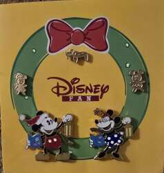 110460 - Japan Disney FAN Magazine - Christmas Mickey and Minnie - Disney Store Japan