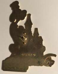 110562 - Coca Cola - Disneyland Castle Mickey with Goofy Balloon - Disney Licensed alternate image