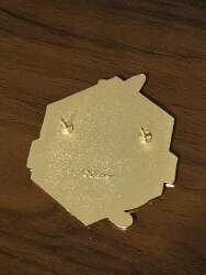 110820 - Zootopia Collection Arm-Badge Metal Badge Surprise Box - Nick Wilde Shrugging - Disney Licensed alternate image