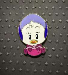 Daisy Duck as Isabelle