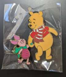 111452 - WDI D23 Shopping Event Pins - Winnie the Pooh and Piglet Christmas Best Friends - Walt Disney Imagineering