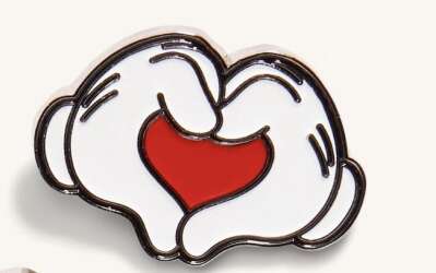 Valentine’s Day Heart Hands