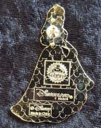 13716 - Princess Series - Aurora Lifting Her Skirt - Disneyland Resort Paris alternate image