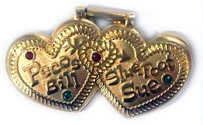 15529 - Chip & Dale’s Wild Wild West Pin Adventure - Frontier Sweethearts - Disneyland Resort