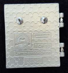 24062 - Stained Glass Pixar Party Countdown Series - Luxo - Walt Disney World alternate image