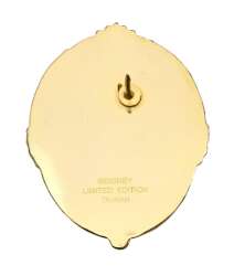 17685 - Limited Edition Oval Frame Character Pin of the Month - Mickey Mouse in Chair - Disneyland Resort alternate image