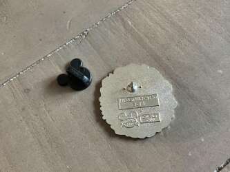 19258 - 2008 Hidden Mickey - Cats - Figaro - Walt Disney World alternate image