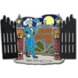 23318 - Haunted Mansion Hinged Gates - Halloween 2012 - Ezra - Walt Disney World alternate image