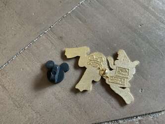 23805 - Beach Scene Booster - Goofy Snorkeling - Disney Cruise Line alternate image