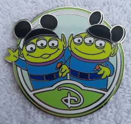 4200 - Circle Icon D Mystery - Little Green Men (LGMs) - Walt Disney World alternate image
