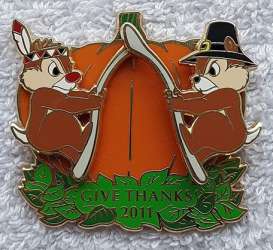 4537 - Thanksgiving - Give Thanks 2011 - Chip 'n Dale with Wishbone alternate image