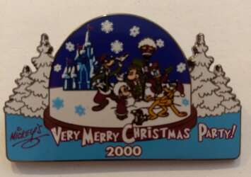 31349 - Mickey's Very Merry Christmas Party (MVMCP) 2000 - Snowglobe with Trees - Walt Disney World