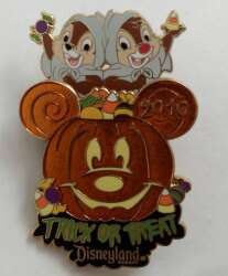Chip and Dale Pop-Up Pumpkin