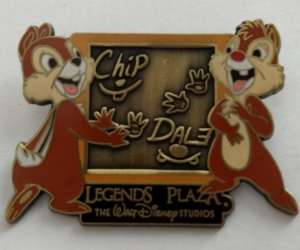32581 - Legends plaza - Chip and Dale - Disney Employee Center
