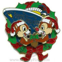 33184 - Christmas 2006 - Happy Holiday Chip n’ Dale Wreath - Disney Cruise Line