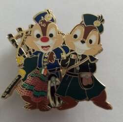 35846 - St. Patrick's Day - 2008 - Bagpiper Chip and Dale - Disney Store US