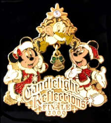 3622 - Candlelight Reflections Finale - Mickey and Minnie - Tokyo Disneyland Resort