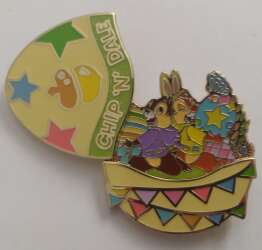 Hinged Easter Egg - Chip & Dale