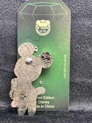 38392 - 2020 Celebrating 20 Years of Disney Pins Event - Welcome Gift 2-Pin Set - Walt Disney World alternate image