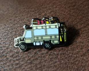 40034 - Tiny Kingdom Second Edition Series 1 Mystery Collection - Kilimanjaro Safari - Walt Disney World