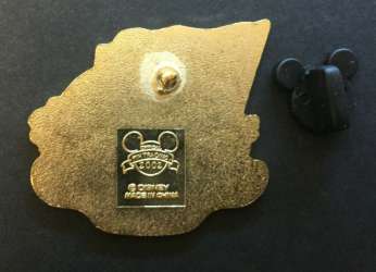 130 - 4th of July/Independence Day - Gang USA 'I thank...America' Mickey, Goofy, Donald, Pluto, Chip and Dale - Walt Disney World alternate image