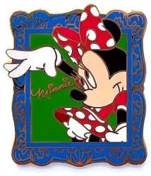 Minnie Waving