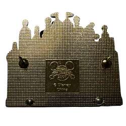 48345 - 3D Diorama Collection - Goofy Riding it's a small world - Disneyland Resort alternate image