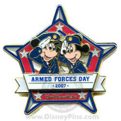 WDW - Armed Forces Day 2007 - Mickey and Minnie