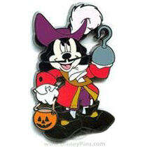 49506 - Halloween 2006 - Captain Hook Mickey Mouse - Disneyland Resort alternate image