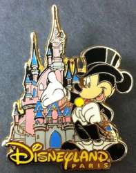 16990 - Disneyland Paris Mickey Mouse and Castle - Disneyland Resort Paris alternate image