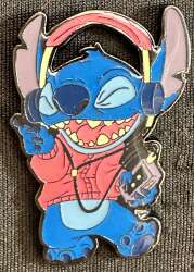 53736 - Hot Topic - Lilo & Stitch - Headphone Stitch - Loungefly alternate image