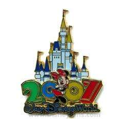56771 - 2007 Dated Year Pins - Cinderella Castle — Minnie Mouse - Walt Disney World alternate image