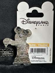 57292 - Characters in Tower of Terror - Bellhop Minnie with out of order sign - Disneyland Resort Paris alternate image