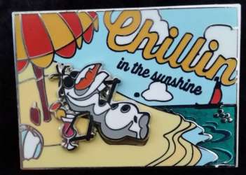 2390 - Frozen - Olaf Postcard - Chillin in the Sunshine alternate image